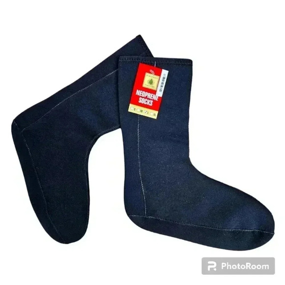 Northwest Territory black fleece lined neoprene socks #0-800774-119 L or XL NWT - Picture 1 of 7